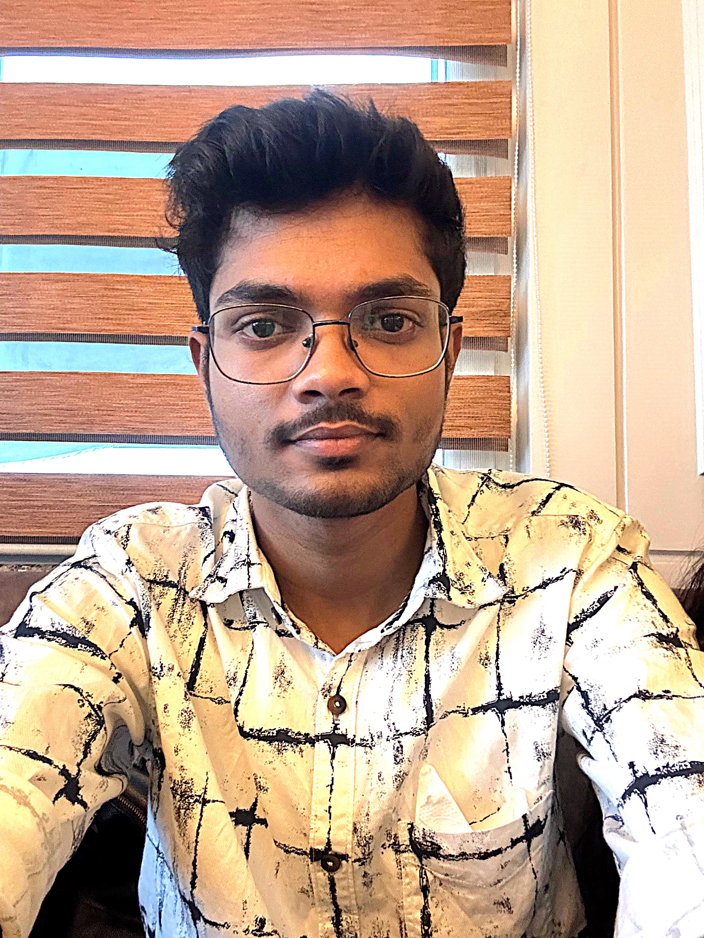 About Rudradeb Nandi